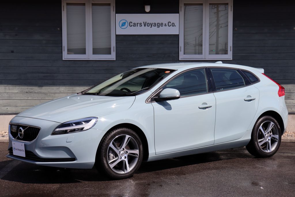 V40 T3 Momentum